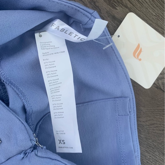 Fabletics 24/7 Skinny Pant - Size XS - Wedgewood - NWT - Picture 13 of 14